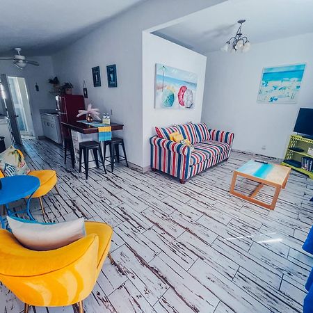 Playa Esmeralda One Bedroom Cottages برادنتون بيتش المظهر الخارجي الصورة