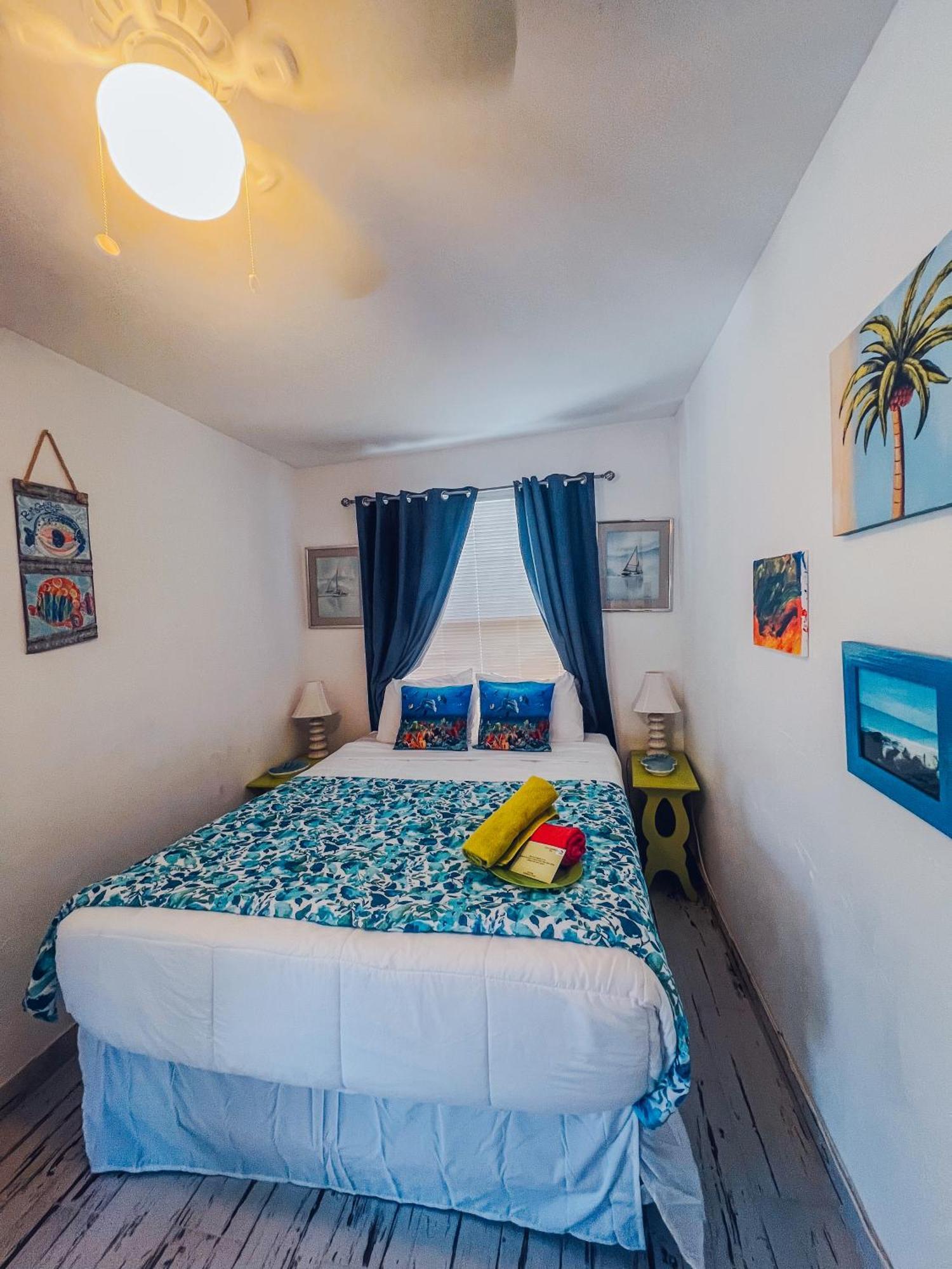 Playa Esmeralda One Bedroom Cottages برادنتون بيتش المظهر الخارجي الصورة