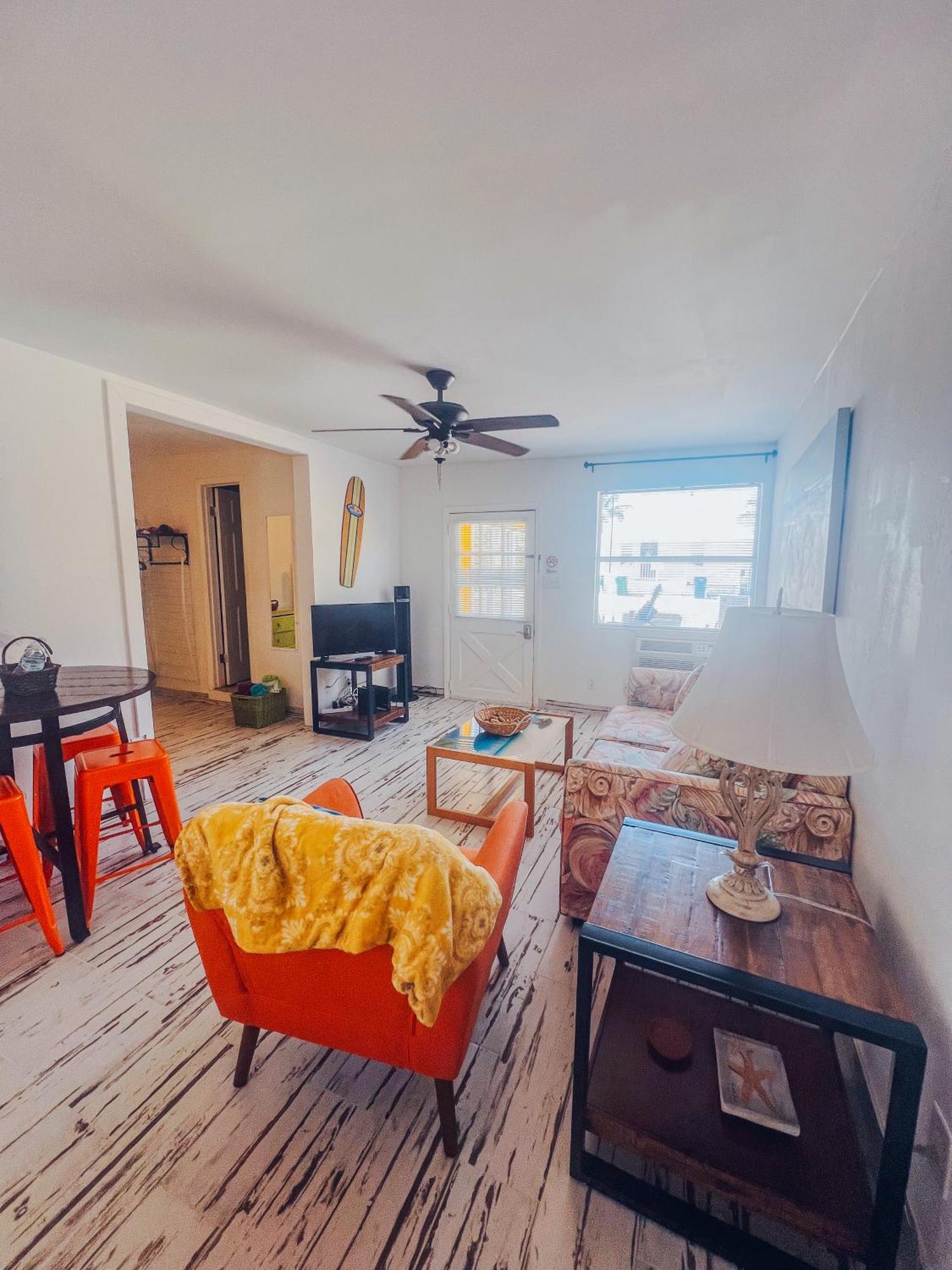 Playa Esmeralda One Bedroom Cottages برادنتون بيتش المظهر الخارجي الصورة
