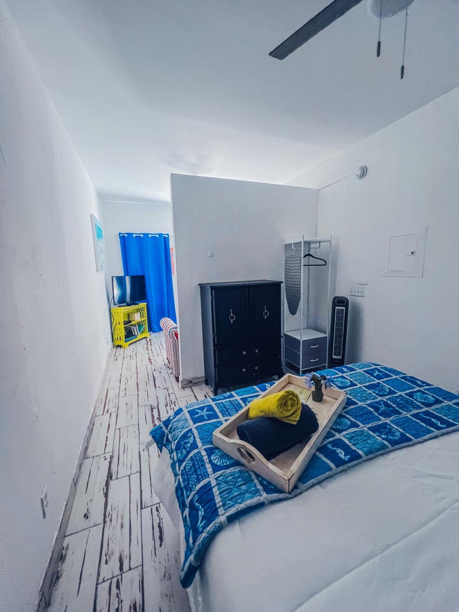 Playa Esmeralda One Bedroom Cottages برادنتون بيتش المظهر الخارجي الصورة