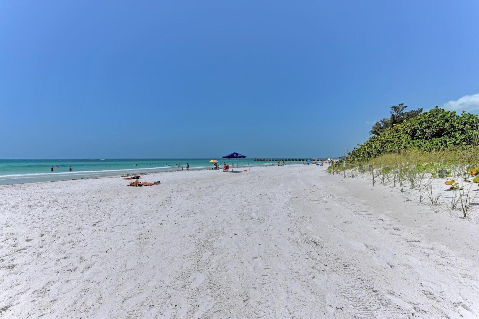 Playa Esmeralda One Bedroom Cottages برادنتون بيتش المظهر الخارجي الصورة